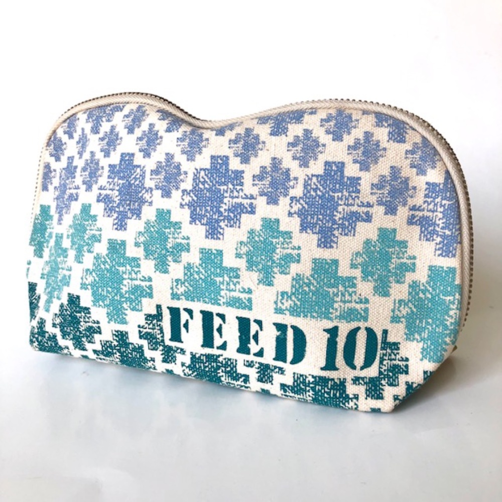 Feed 10 Makeup Bag for clarions